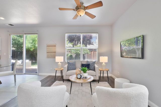 887 Martiri Drive, Gilroy, CA 95020