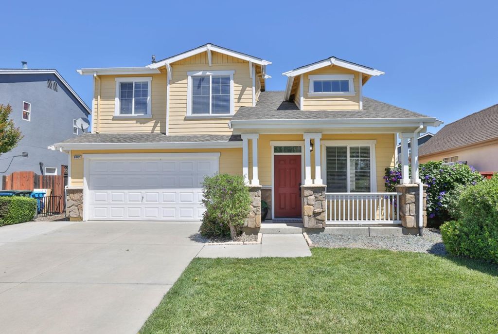887 Martiri Drive, Gilroy, CA 95020