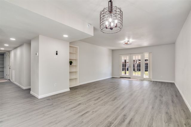 6402 Casa Vista Drive, Garland, TX 75043