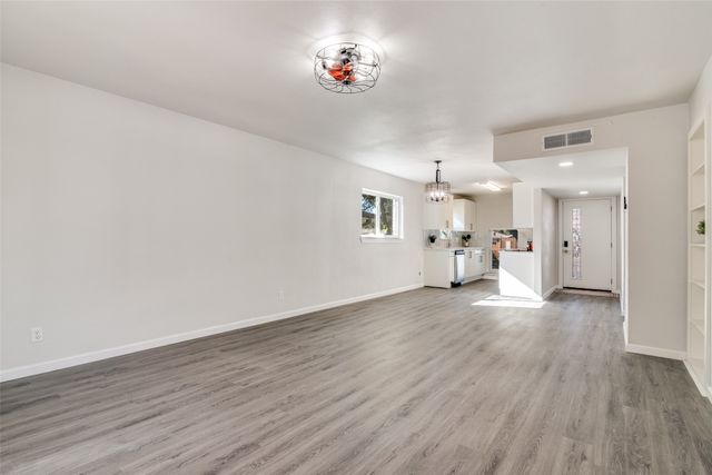 6402 Casa Vista Drive, Garland, TX 75043