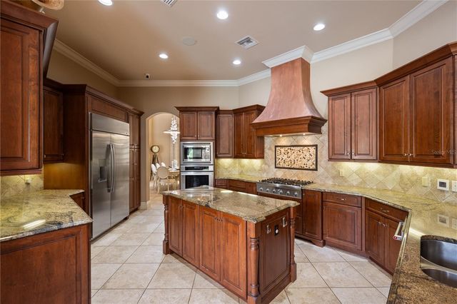 9729 LAKE HUGH DRIVE, Gotha, FL 34734