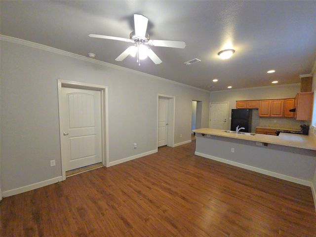 2607 Virginia Avenue, League City, TX 77573