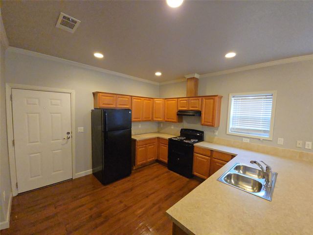 2607 Virginia Avenue, League City, TX 77573