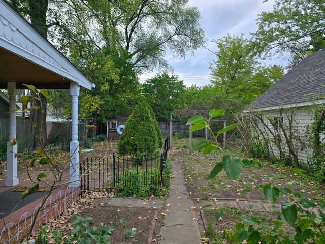 809 Oak Street, Hudson, WI 54016