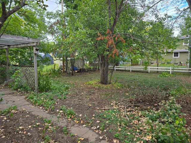 809 Oak Street, Hudson, WI 54016