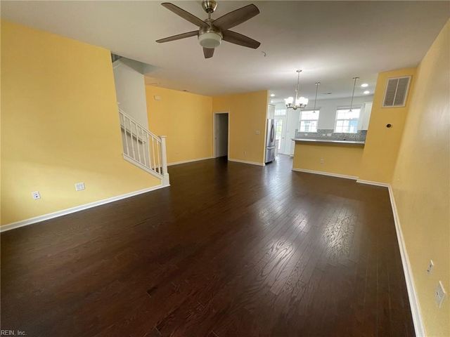 1676 Avalene WAY, Virginia Beach, VA 23456