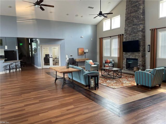1676 Avalene WAY, Virginia Beach, VA 23456