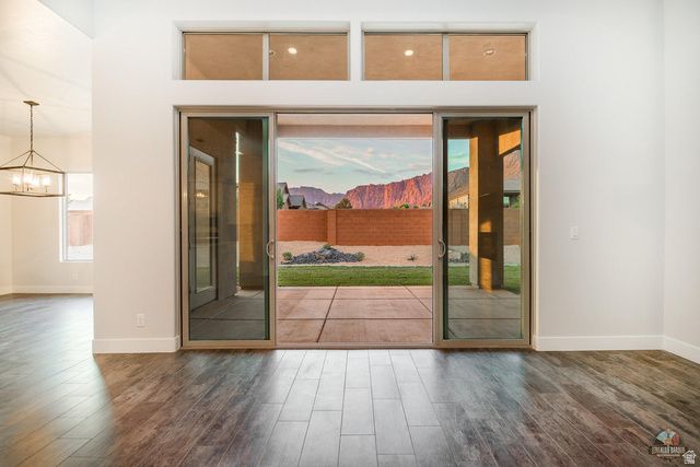 378 W REDSTONE CT, Ivins, UT 84738