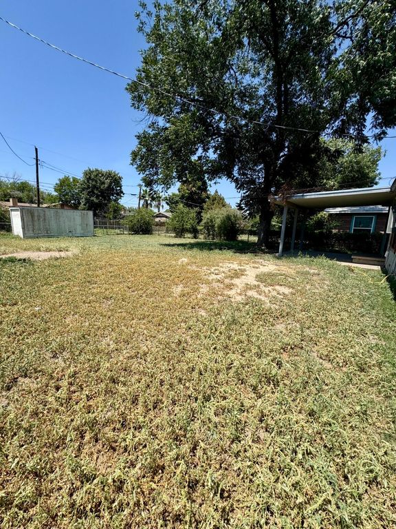 Image 11 of property listing at 501 Wanda Street, San Angelo, TX 76903