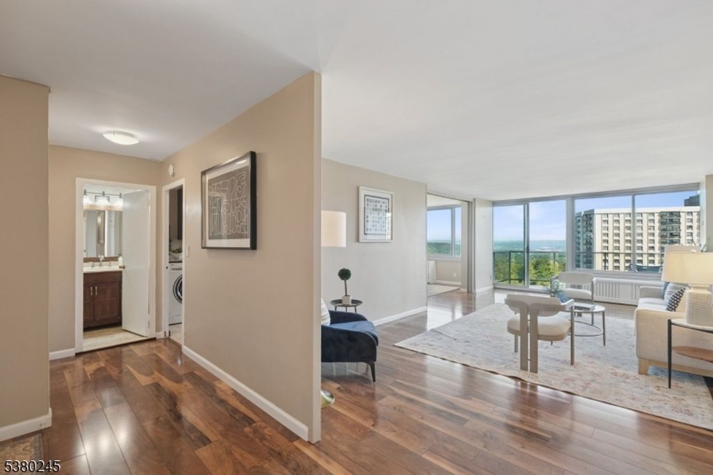 1 Claridge Drive Unit 1016 1016, Verona Twp., NJ 07044