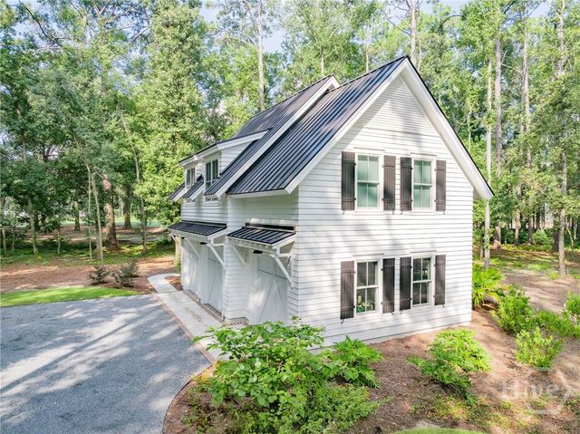 220 Belted Kingfisher Lane, Richmond Hill, GA 31324