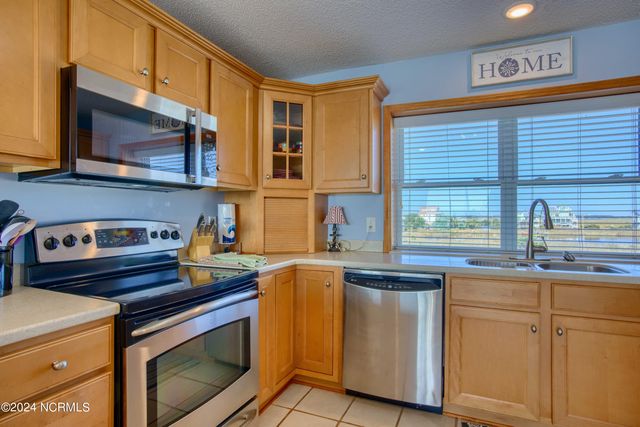 2362 New River Inlet Road, N Topsail Beach, NC 28460