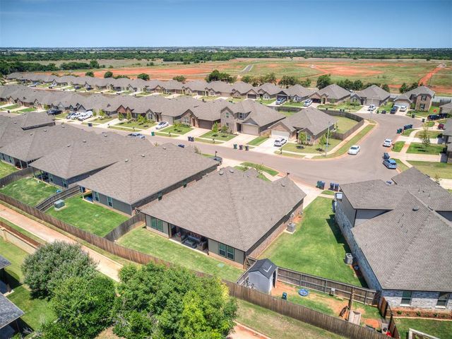 9004 NW 149th Terrace, Yukon, OK 73099