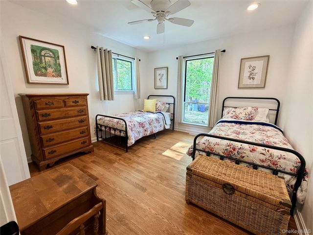 43B Old Squires Road, Hampton Bays, NY 11946