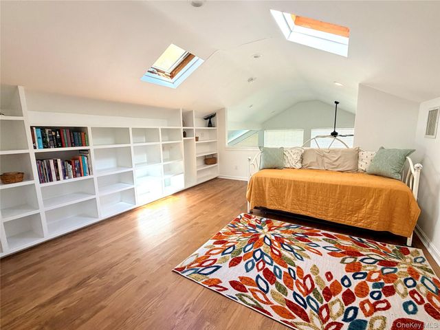 43B Old Squires Road, Hampton Bays, NY 11946