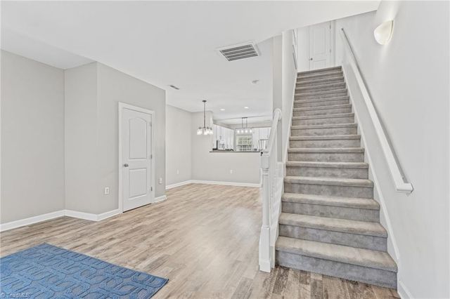 908 Windcastle Lane, Winston-salem, NC 27105