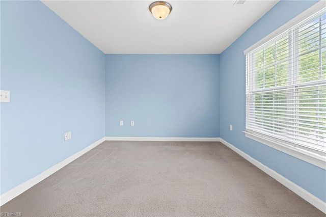 908 Windcastle Lane, Winston-salem, NC 27105