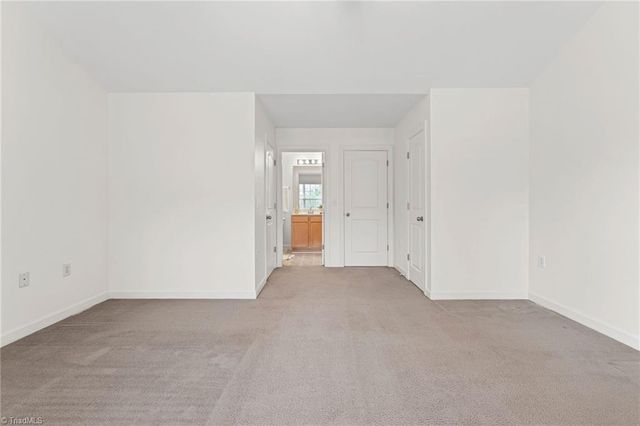 908 Windcastle Lane, Winston-salem, NC 27105