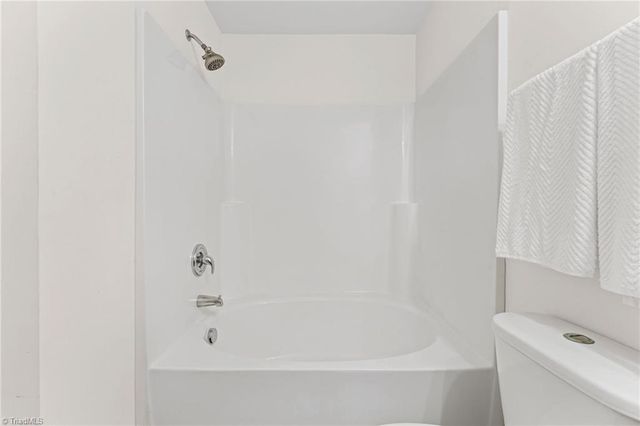 908 Windcastle Lane, Winston-salem, NC 27105
