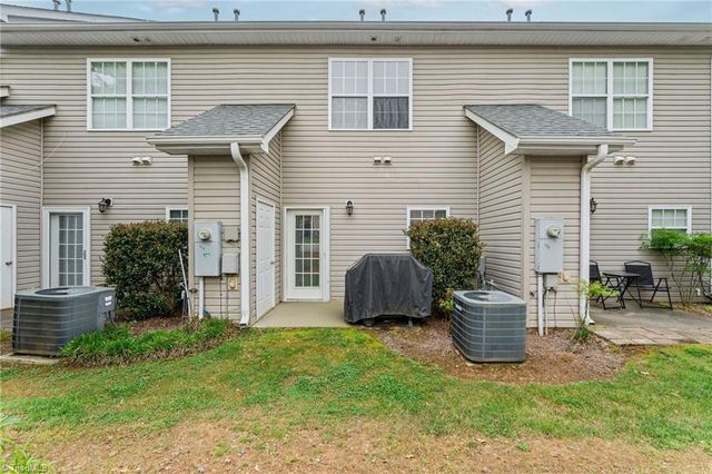 908 Windcastle Lane, Winston-salem, NC 27105