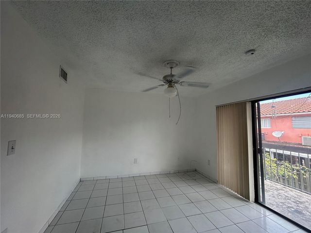 5851 W 20th Avenue 409, Hialeah, FL 33012
