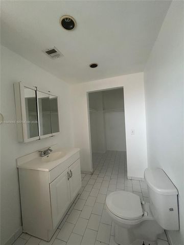 5851 W 20th Avenue 409, Hialeah, FL 33012