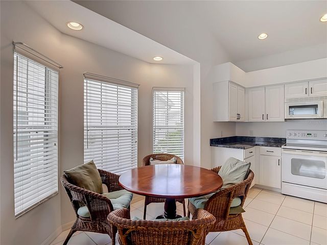 572 SALMON COURT, Oldsmar, FL 34677