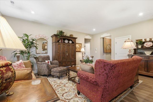 6869 Green Isle Lane, Union, KY 41091
