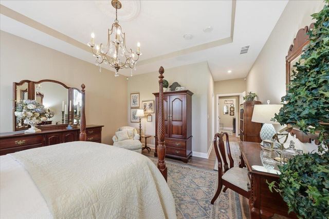 6869 Green Isle Lane, Union, KY 41091