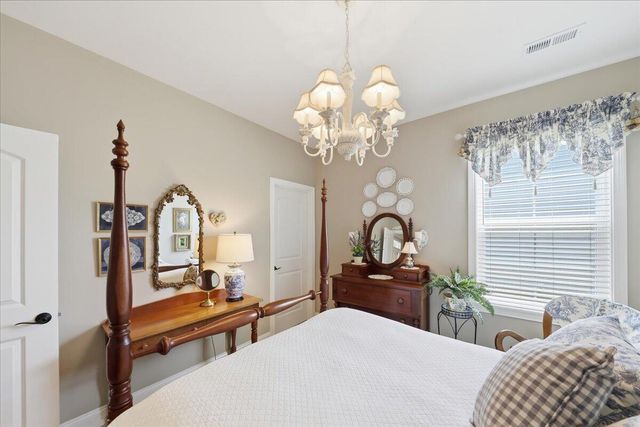 6869 Green Isle Lane, Union, KY 41091