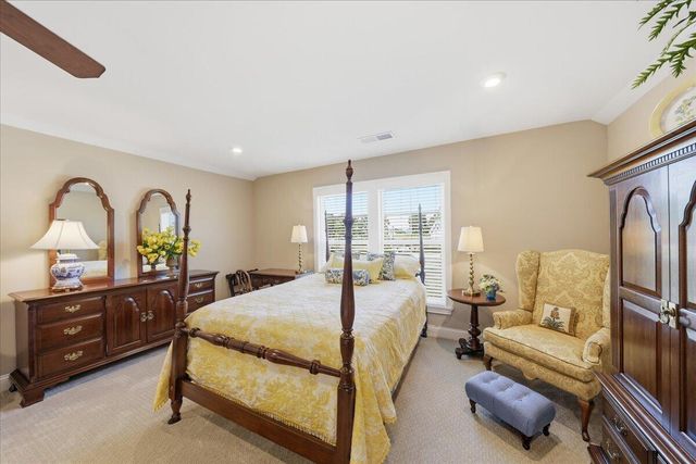 6869 Green Isle Lane, Union, KY 41091