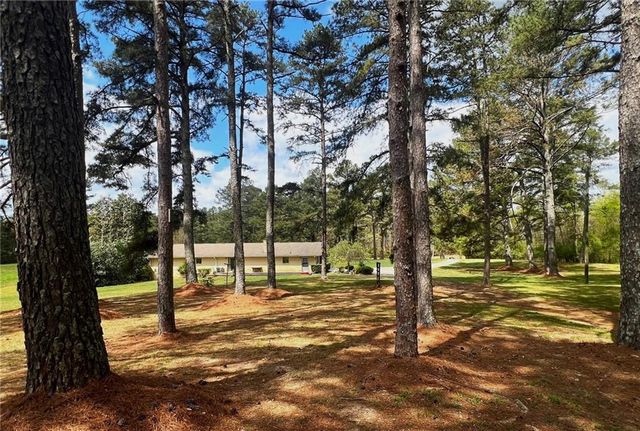 949 Love Bridge Road SE, Calhoun, GA 30701