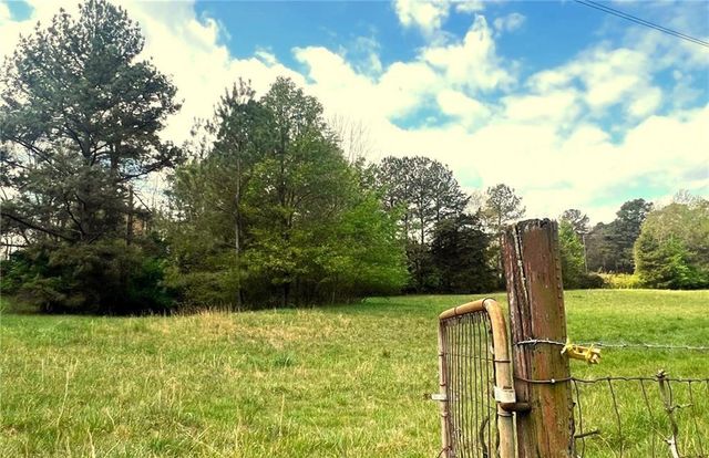 949 Love Bridge Road SE, Calhoun, GA 30701