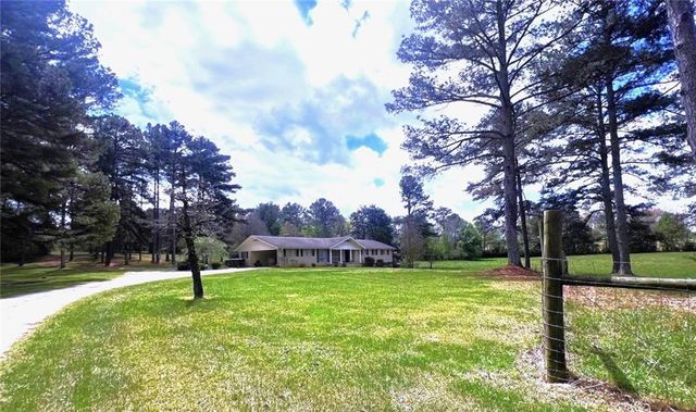 949 Love Bridge Road SE, Calhoun, GA 30701