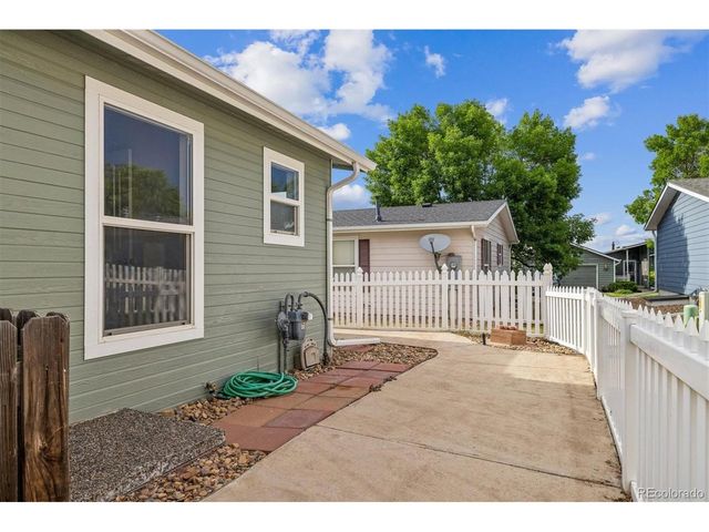 7750 Hummingbird Grn, Frederick, CO 80530