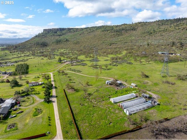 10695 KILDEE Ave, Central Point, OR 97502