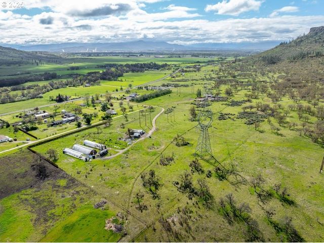 10695 KILDEE Ave, Central Point, OR 97502