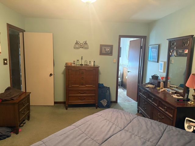 212 Weblos Trail, Valparaiso, IN 46385