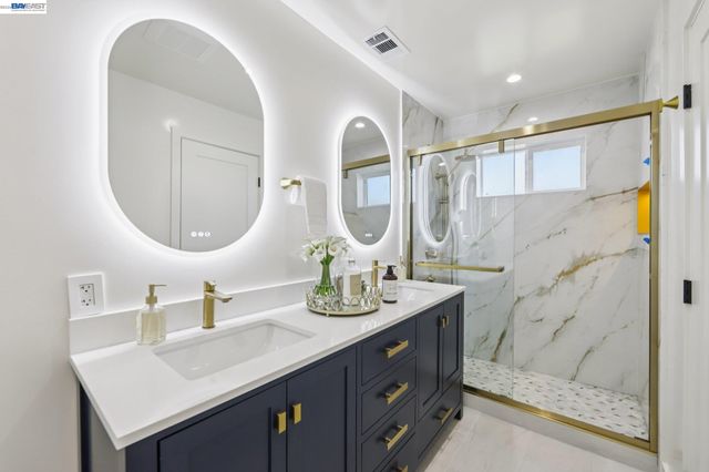 725 Alameda De Las Pulgas, Redwood City, CA 94061