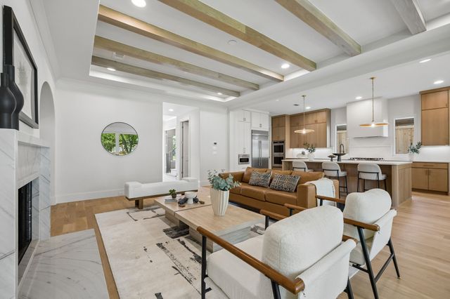 6207 Sudbury Drive, Dallas, TX 75214