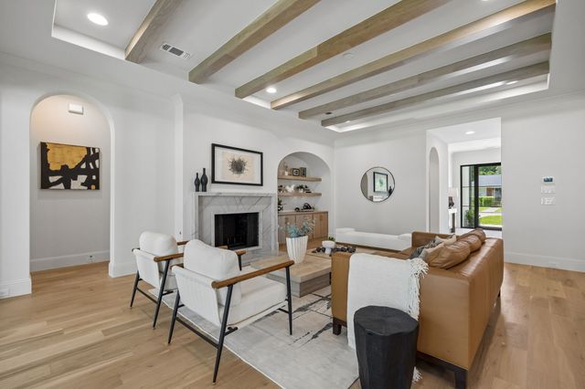 6207 Sudbury Drive, Dallas, TX 75214