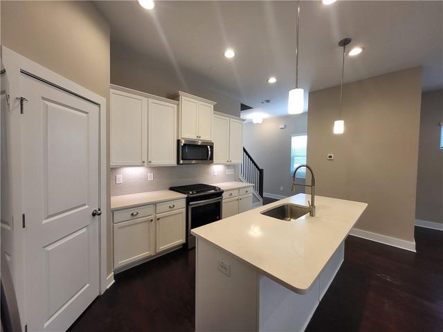 5728 Taylor Way, Atlanta, GA 30342