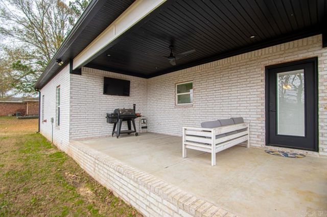 422 Highway 225 W, Greenbrier, AR 72058