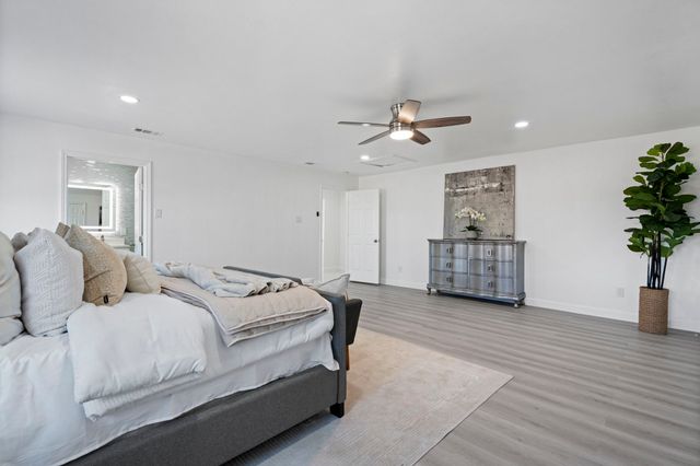 3851 Goodfellow Drive, Dallas, TX 75229