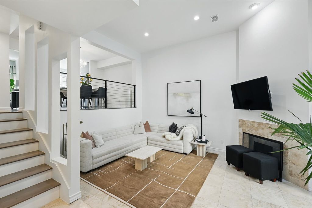 4310 Bowser Avenue 109, Dallas, TX 75219