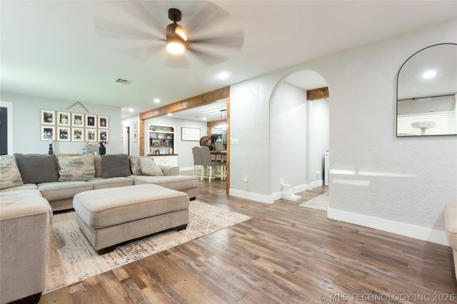 804 E Pierce Avenue, Mcalester, OK 74501