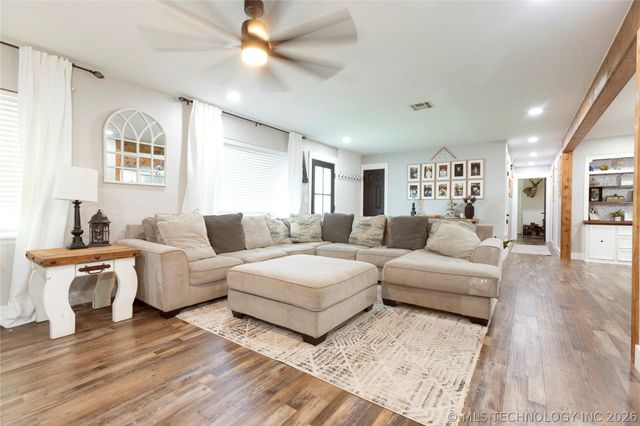 804 E Pierce Avenue, Mcalester, OK 74501