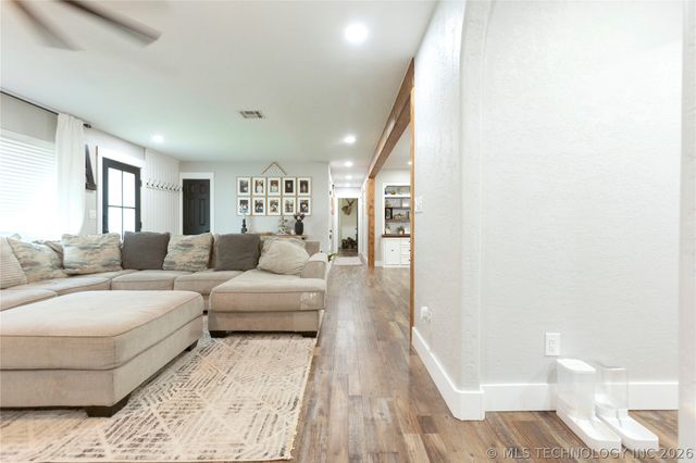 804 E Pierce Avenue, Mcalester, OK 74501