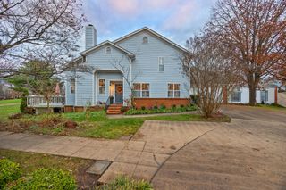 1052 Griffin Gate Drive, Lexington, KY 40511