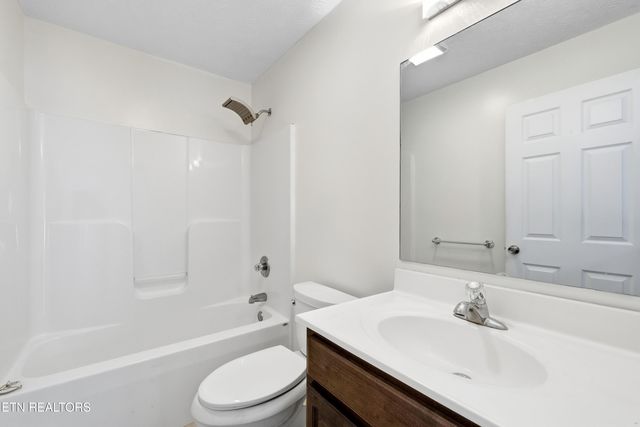 306 Joshua Landing Court, Seymour, TN 37865